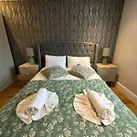 Stylish Flat Minutes From Covent Garden - West End